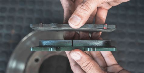 brake pad thickness check